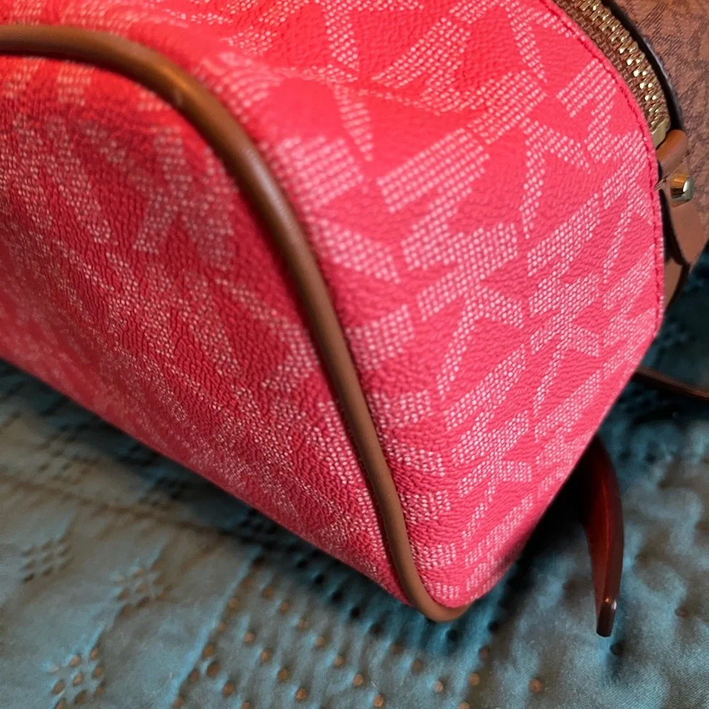 Michael Kors Rhea Backpack with Wallet - Picture 11 of 13